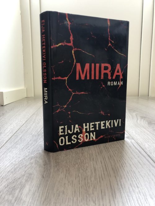 Bokomslag till Eija Hetekivi Olssons bok Miira